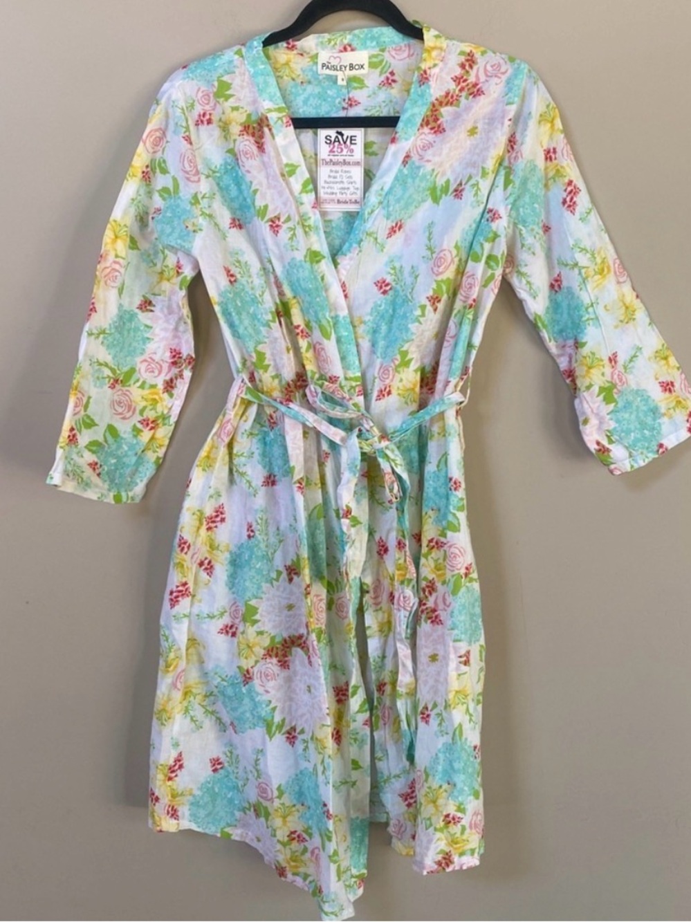The Paisley Box 100% cotton floral “Dahlia” print robe Size Small